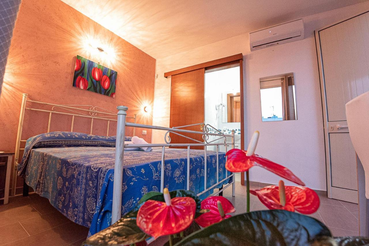 La Scalinata Bed & Breakfast Марина ди Манкаверза Екстериор снимка