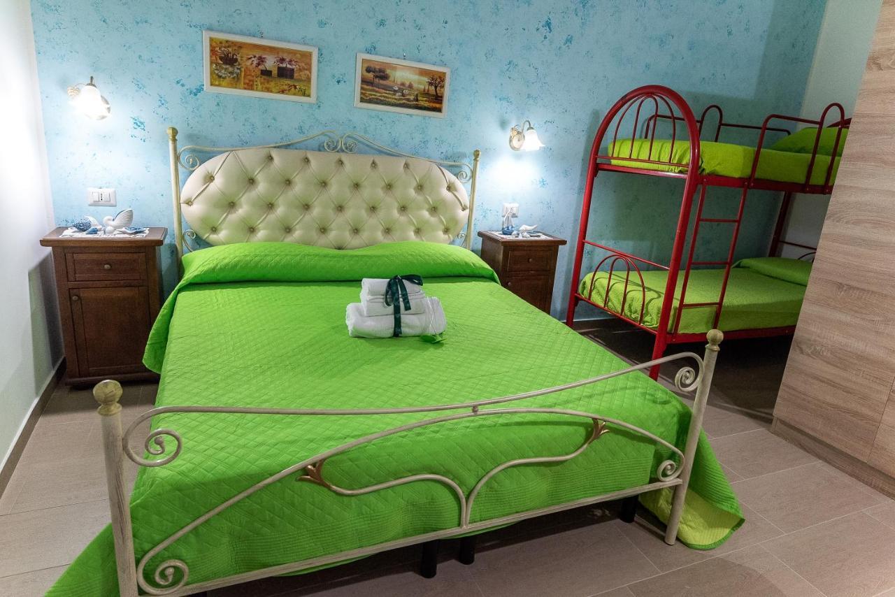 La Scalinata Bed & Breakfast Марина ди Манкаверза Екстериор снимка