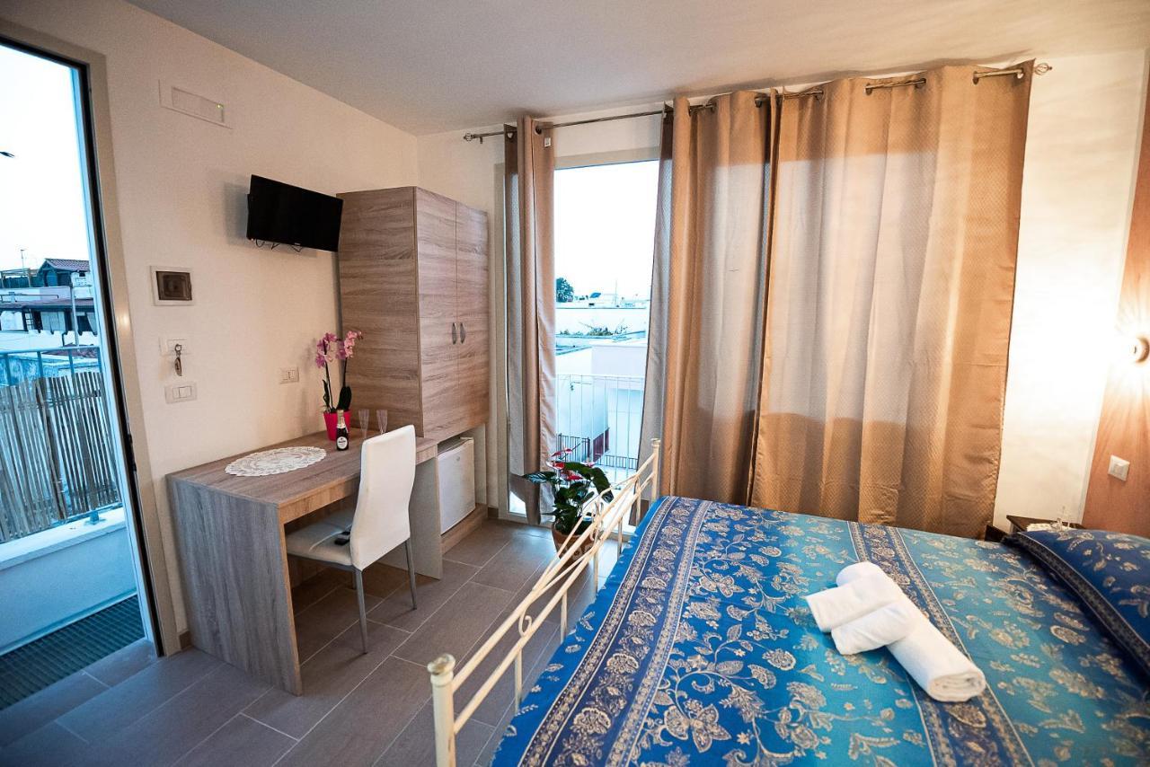La Scalinata Bed & Breakfast Марина ди Манкаверза Екстериор снимка